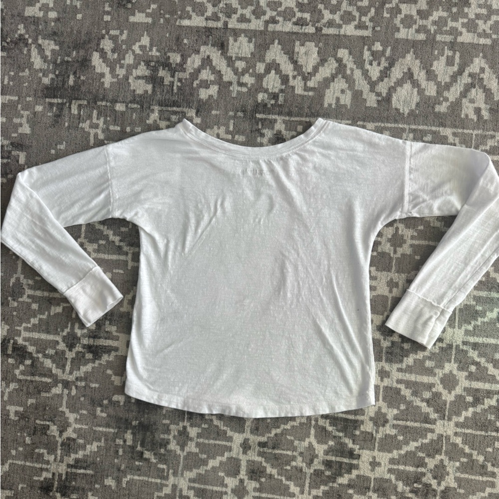 Abercrombie & Fitch Soft AF long sleeve white Tee curved hem - Picture 6 of 7